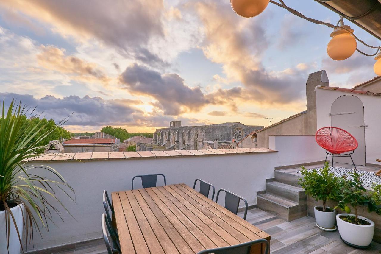 Truchet Penthouse Apartment Arles Bagian luar foto